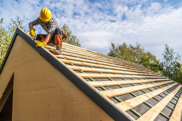 Best Flat Roof Repair Services  in Smithville, MO